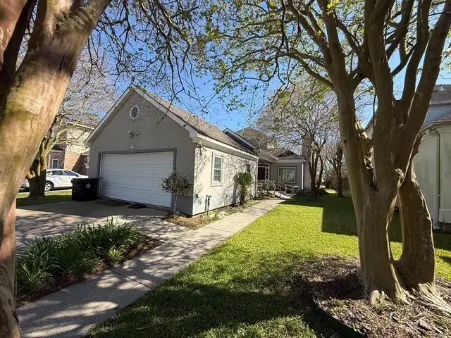 111 East Point Court, New Orleans, LA 70128 - #2