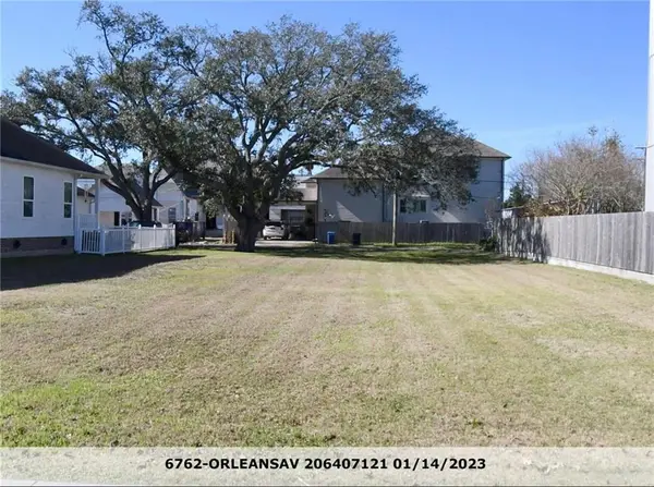 6762 Orleans Avenue, New Orleans, LA 70124