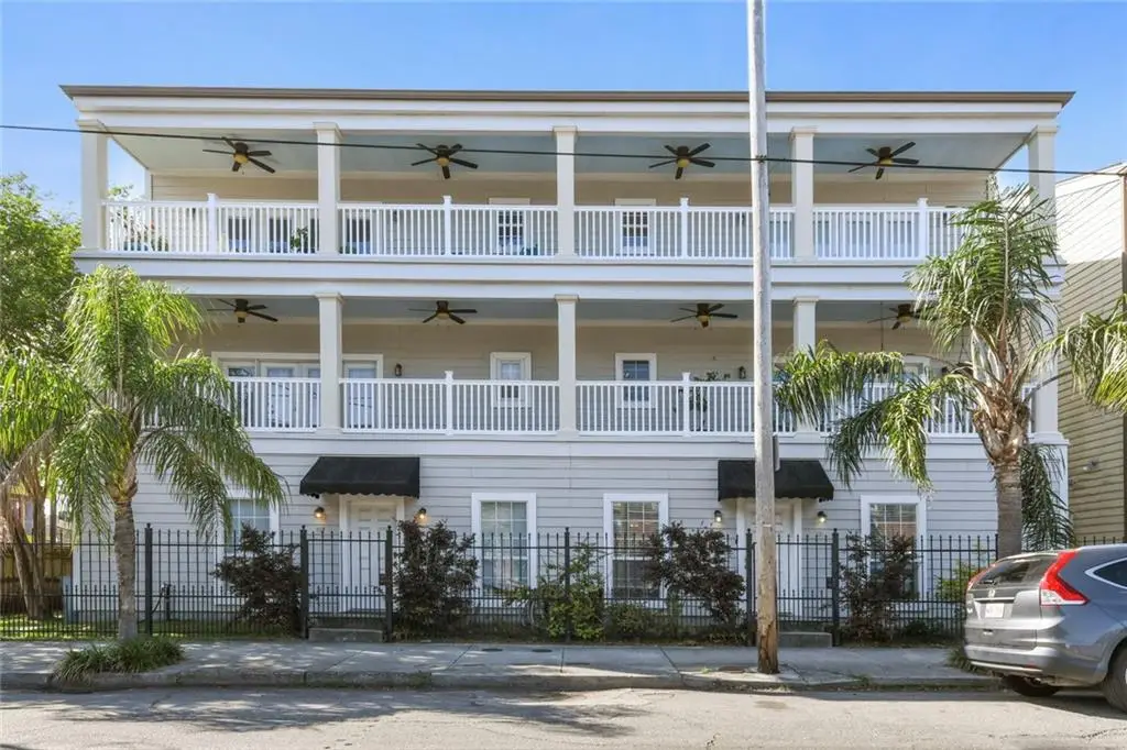 3205 Carondelet Street #101, New Orleans, LA 70115 - #1