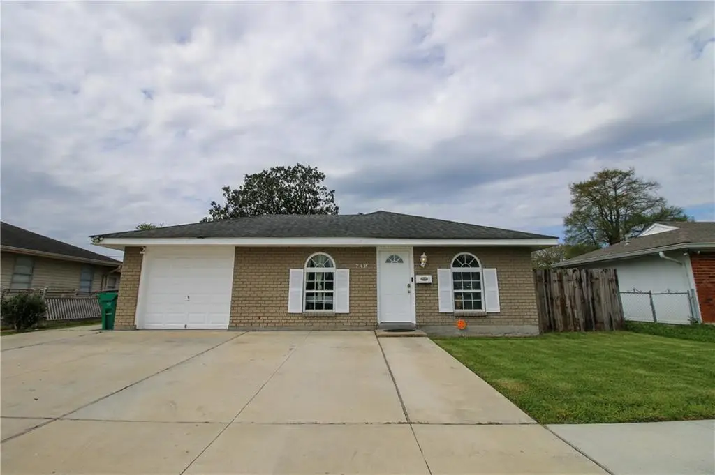 748 Oakwood Drive, Gretna, LA 70056 - #1
