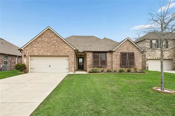945 Channel Bend Court, Slidell, LA 70461