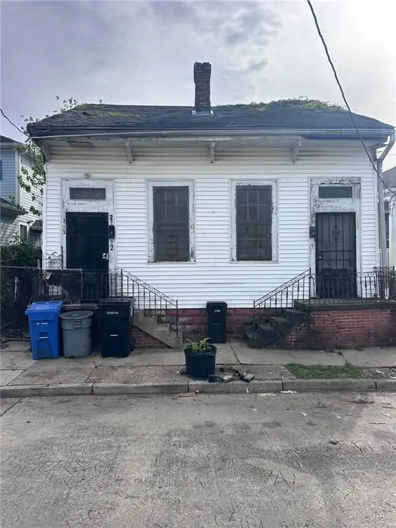 2222 Terpsichore Street, New Orleans, LA 70113