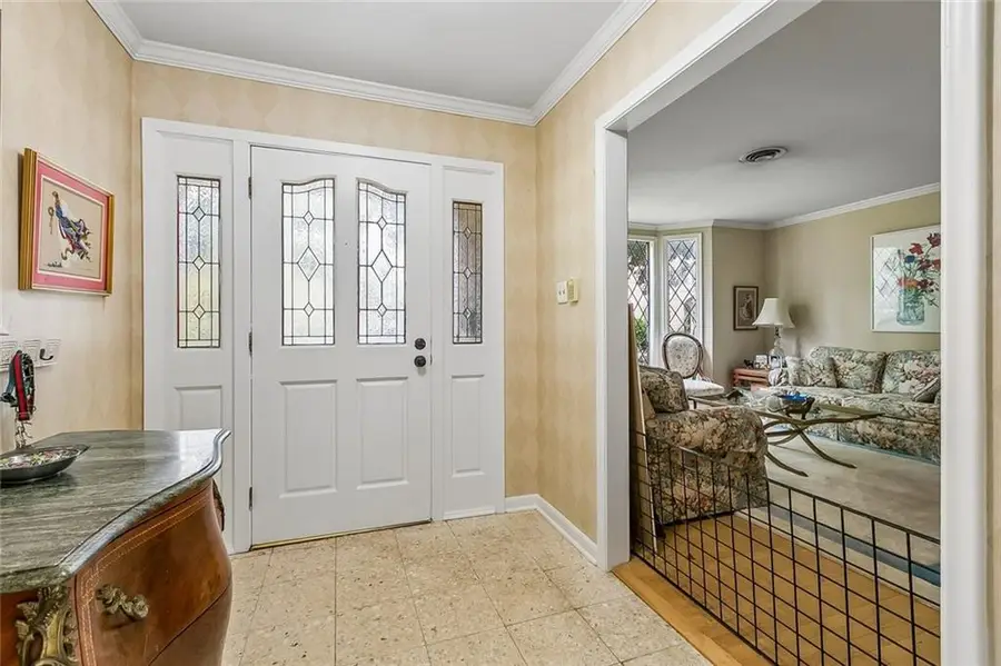 51 Imperial Woods Drive, Harahan, LA 70123 - #3