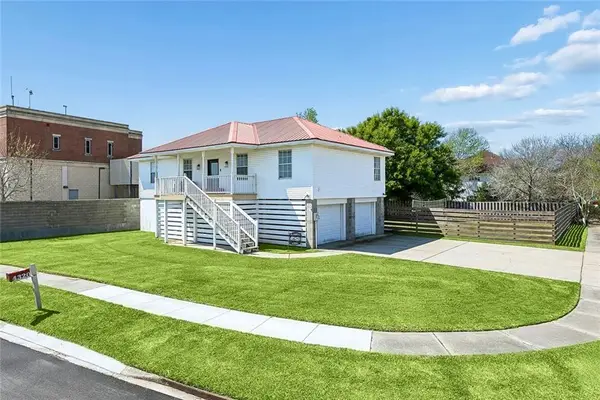 4320 Alba Road, New Orleans, LA 70129