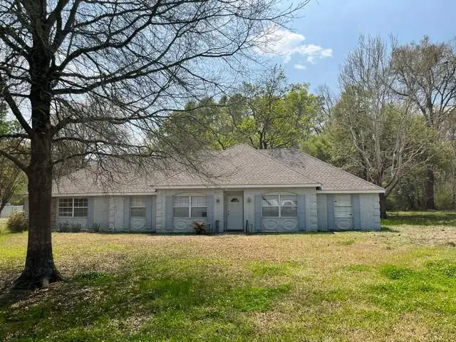 201 Jasmine Street, Jonesville, LA 71343 - #2