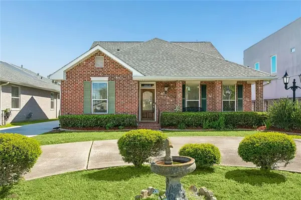 8108 Harris Avenue, Harahan, LA 70123