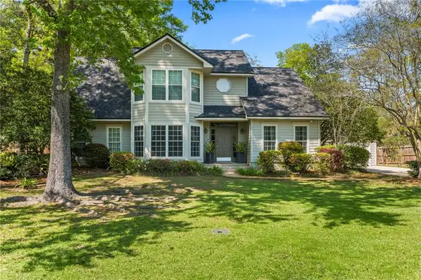 109 Bayou Perez Drive, Madisonville, LA 70447