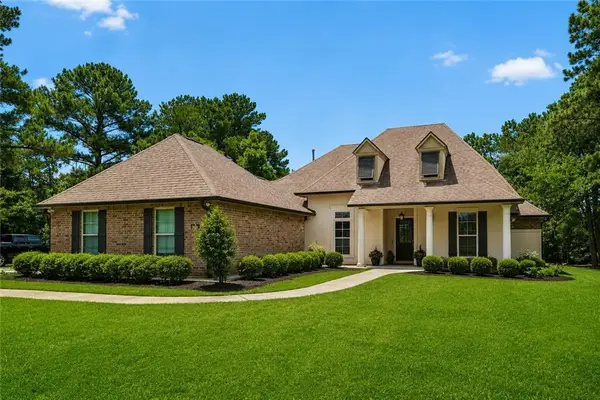 426 Long Lake Drive, Covington, LA 70435