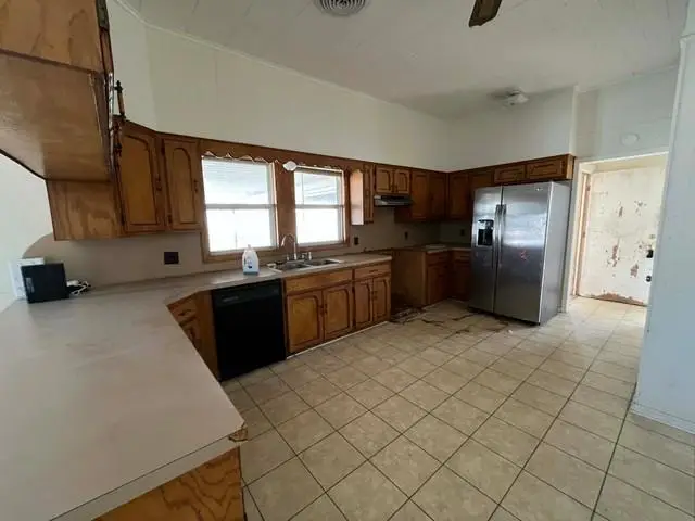 406 S 10th Street, Oakdale, LA 71463 - #2