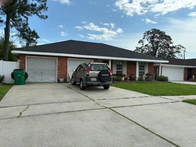 2207 N Friendship Drive, Harvey, LA 70058 - #1