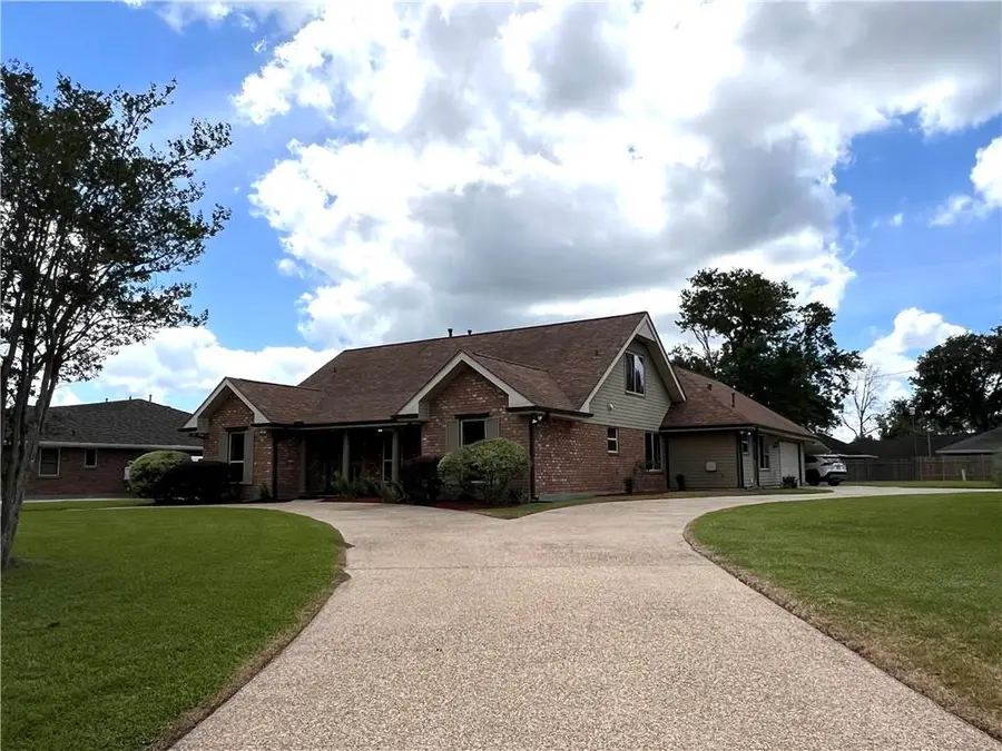 2524 Cedarlawn Drive, Marrero, LA 70072 - #3