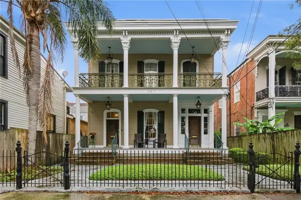 1027 Washington Avenue #A, New Orleans, LA 70130
