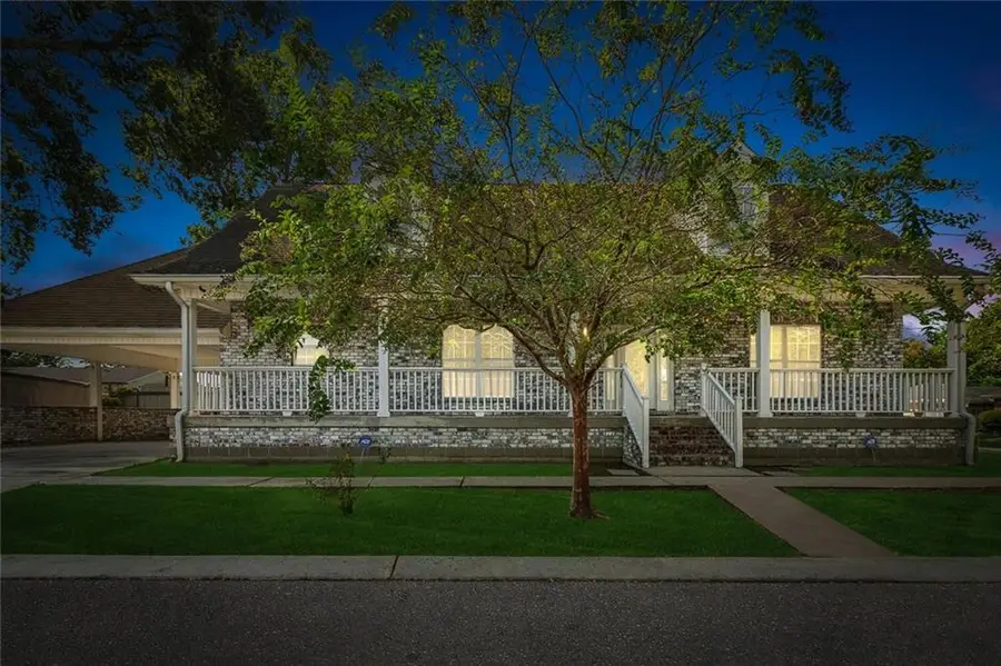 614 W Josephine Street, Chalmette, LA 70043 - #3