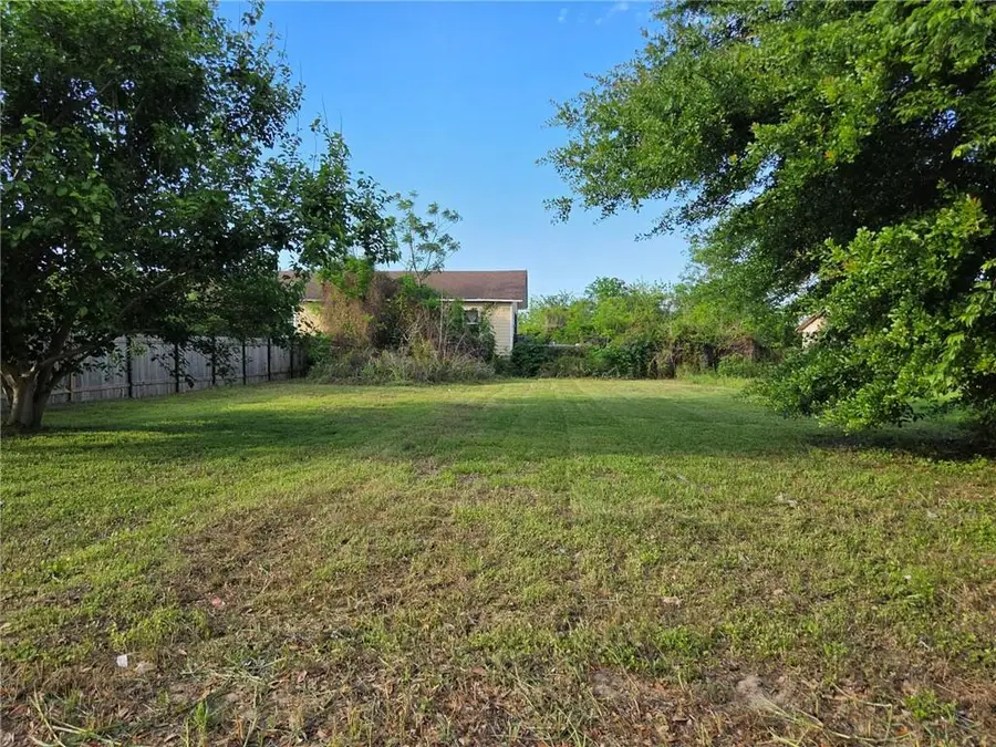 5929 N Claiborne Avenue, New Orleans, LA 70117 - #3