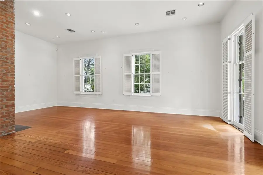 5515 Chestnut Street, New Orleans, LA 70115 - #2