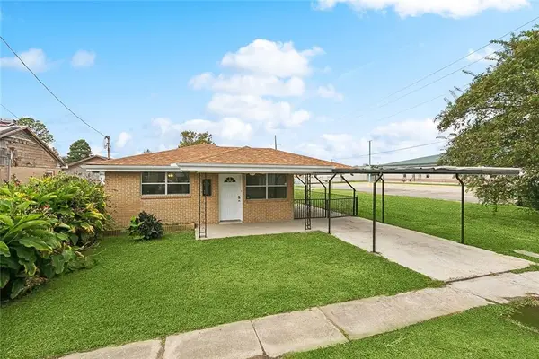 3620 Sinclair Street, Chalmette, LA 70043