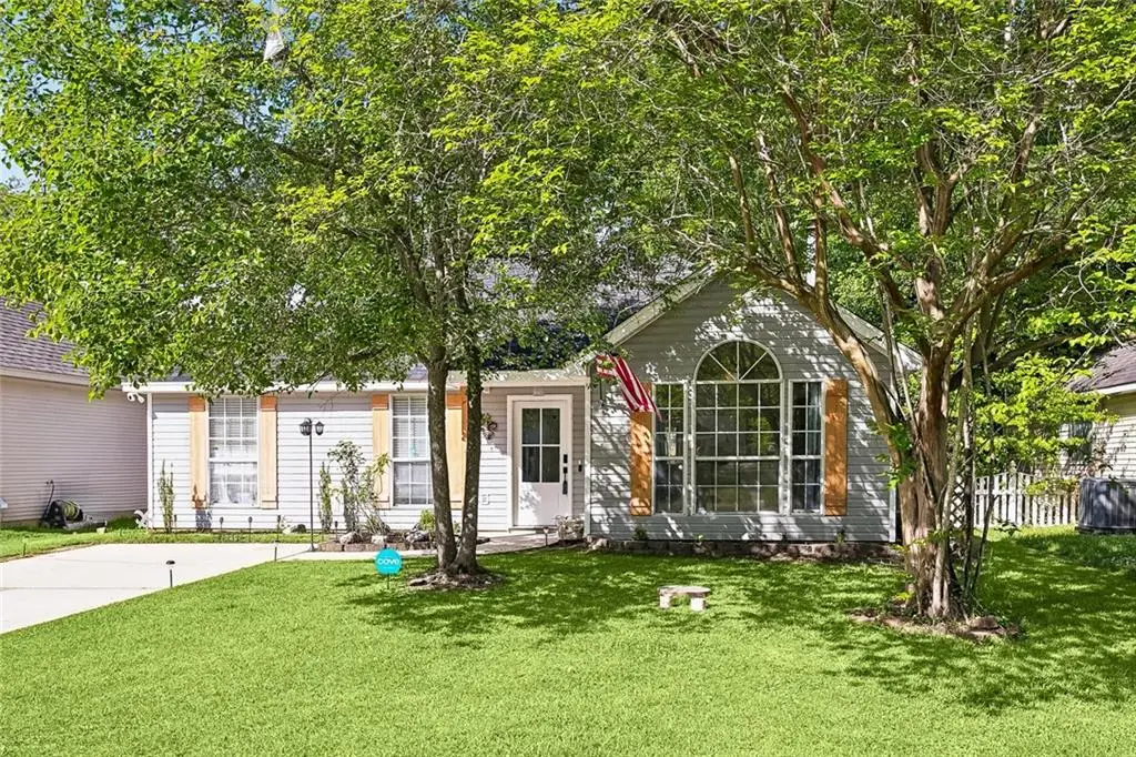 608 Dean Street, Mandeville, LA 70448 - #1