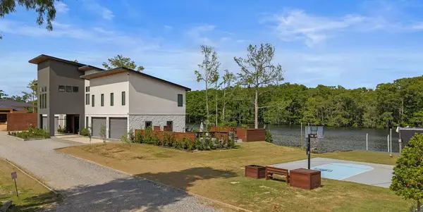 984 Marina Boulevard, Mandeville, LA 70471