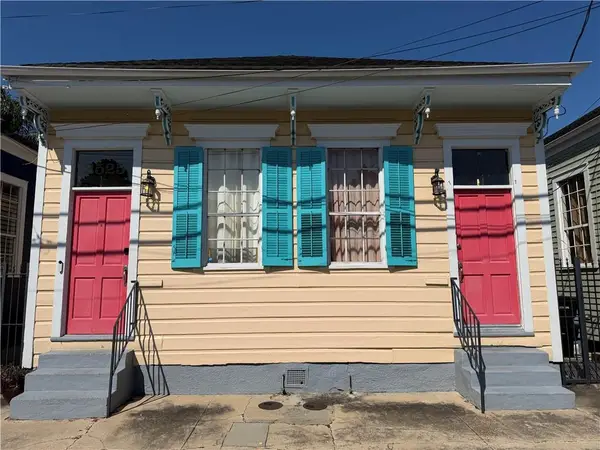 2523 Laurel Street #2523, New Orleans, LA 70130