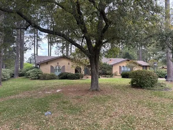 503 Choctaw Drive, Pineville, LA 71360