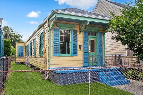 326 Pacific Avenue, New Orleans, LA 70114