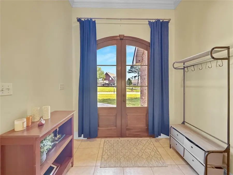 14274 Riverlake Drive, Covington, LA 70435 - #2