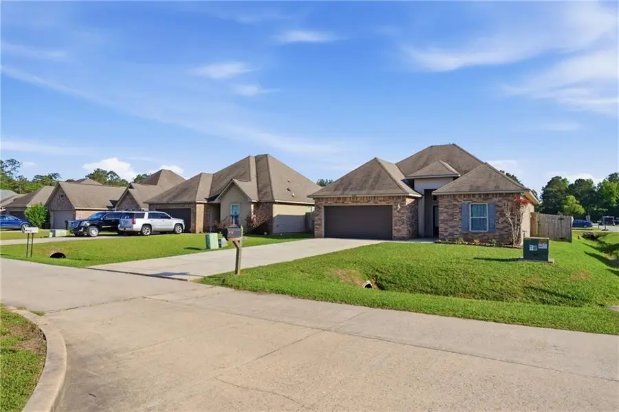 20300 Palm Boulevard, Covington, LA 70435 - #2