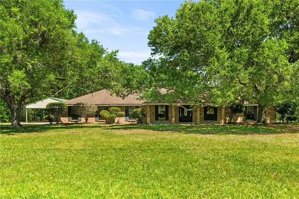 104 Camelot Drive, Slidell, LA 70460