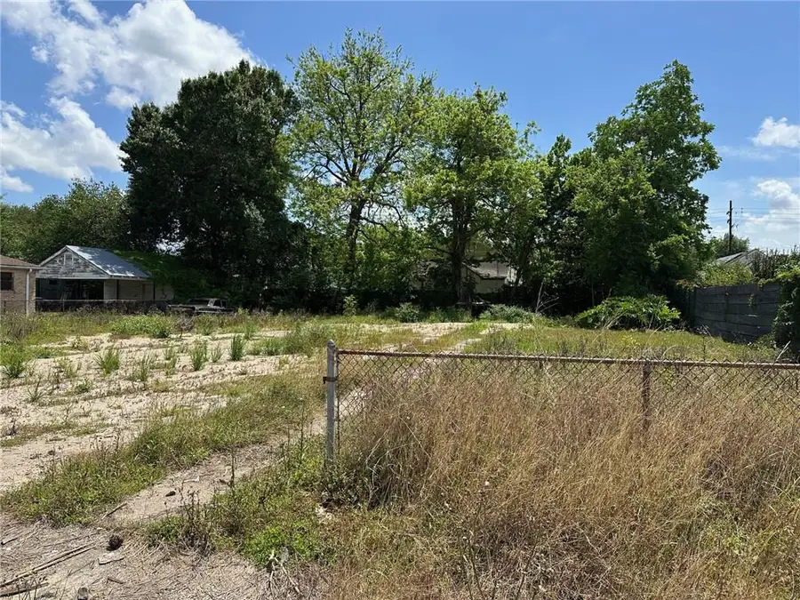 4520 Marais Street, New Orleans, LA 70117 - #2