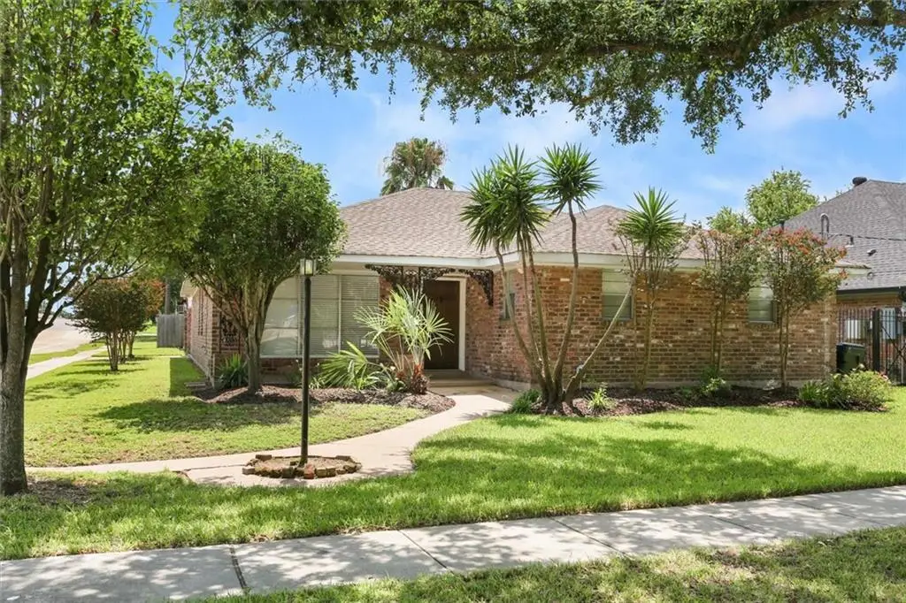 6151 Charlotte Drive, New Orleans, LA 70122 - #1