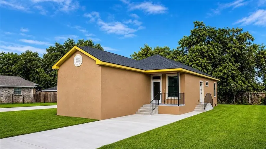 1337 Charbonnet Street, New Orleans, LA 70117 - #2