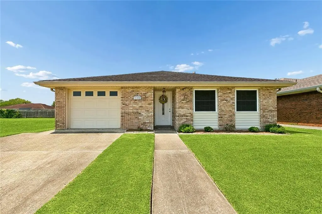 2108 Charles Drive, Chalmette, LA 70043 - #1