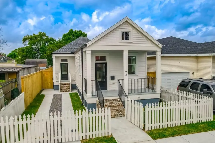 921 Elmira Avenue, New Orleans, LA 70114 - #2
