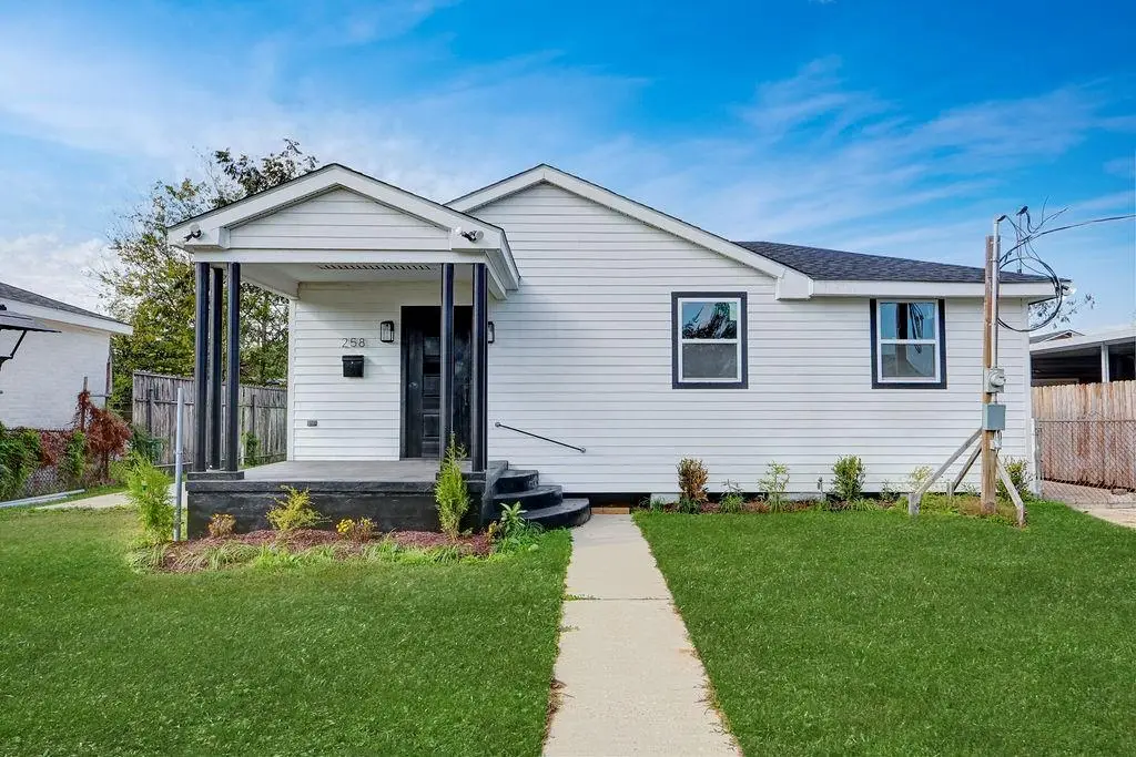 258 East Av Avenue, Harahan, LA 70123 - #1