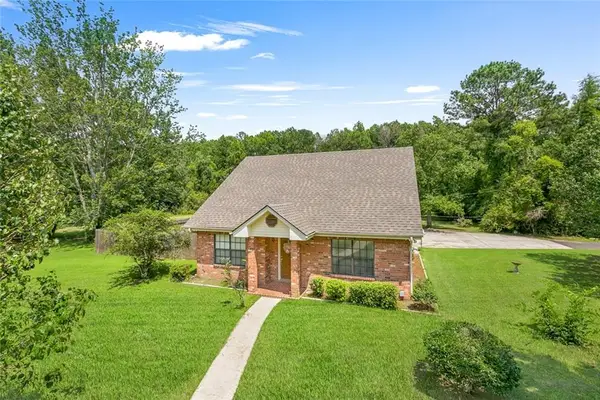 65398 Maple Street, Mandeville, LA 70448