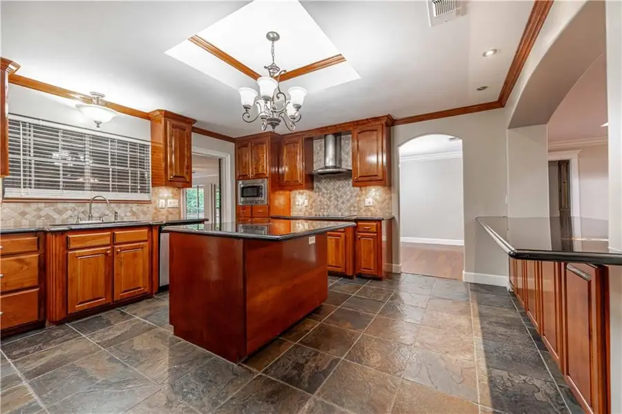 102 Tamagin Lane, Pineville, LA 71360 - #3