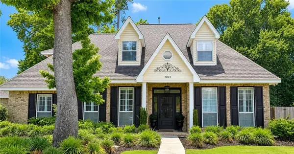 7001 Edgewater Drive, Mandeville, LA 70471