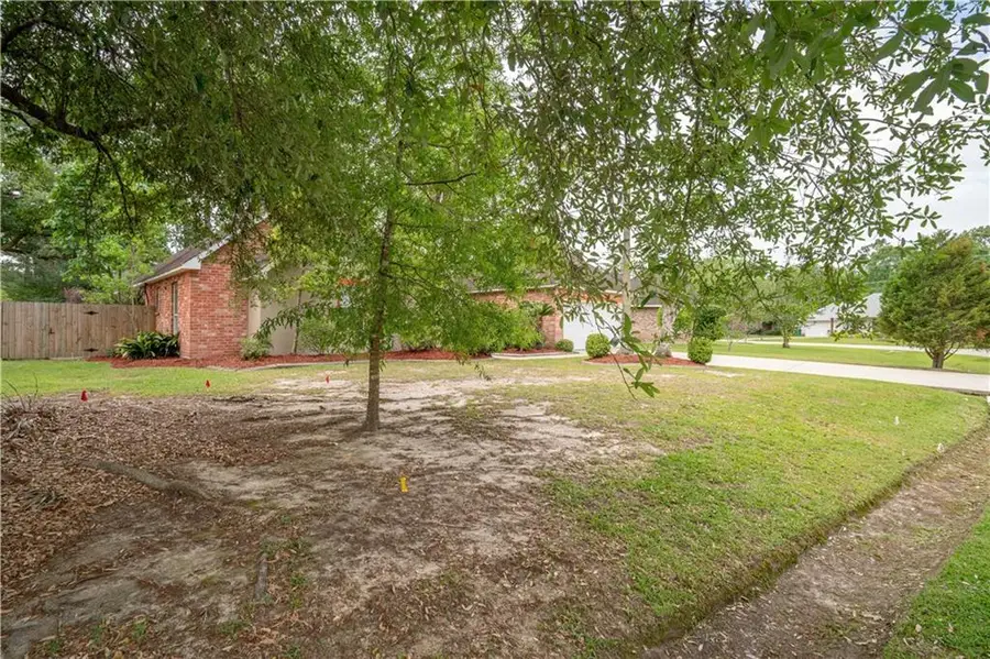 2032 W Ridge Drive, Mandeville, LA 70448 - #3