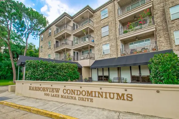 500 Lake Marina Drive #420, New Orleans, LA 70124