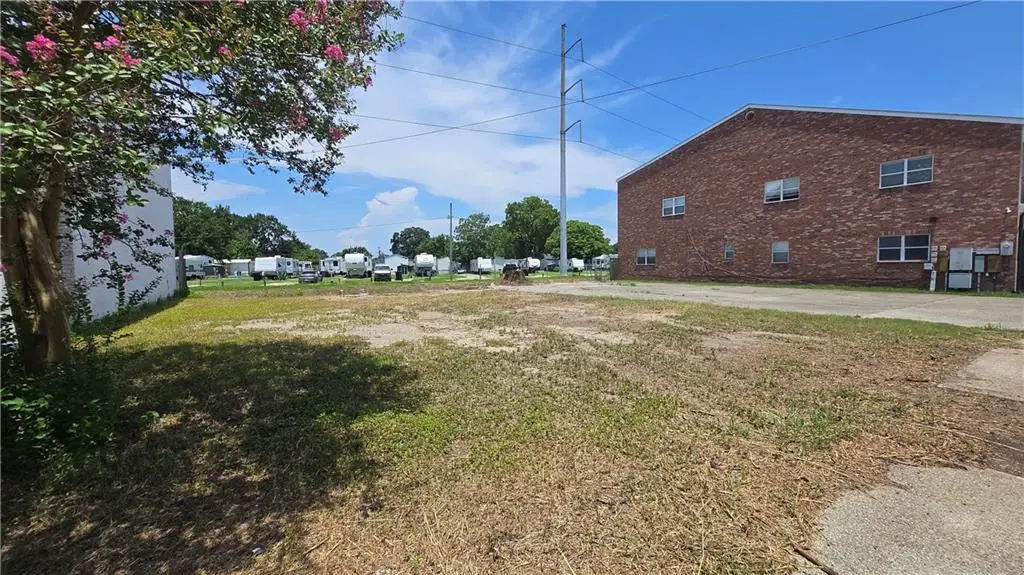 2120 Packenham Drive, Chalmette, LA 70092 - #1