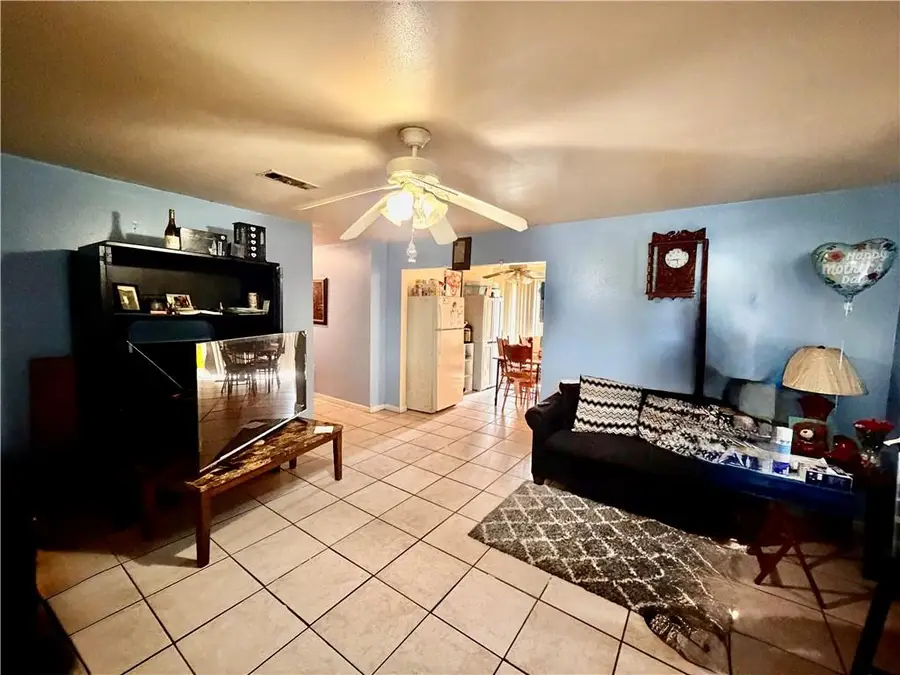 70 72 Phillip Court, Chalmette, LA 70043 - #3