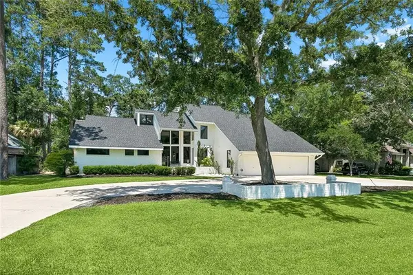 237 Evangeline Drive, Mandeville, LA 70471