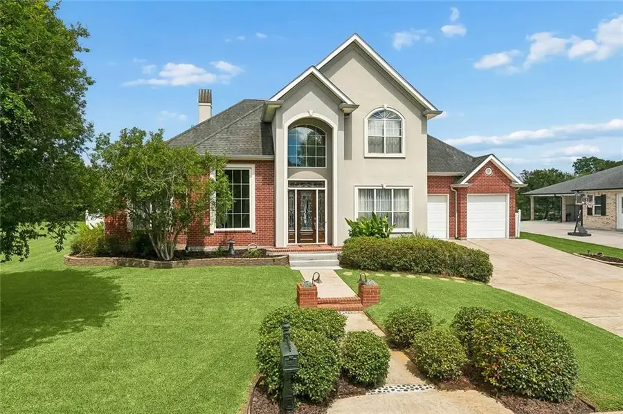 89 Natchez Trace Drive, Harvey, LA 70058 - #2