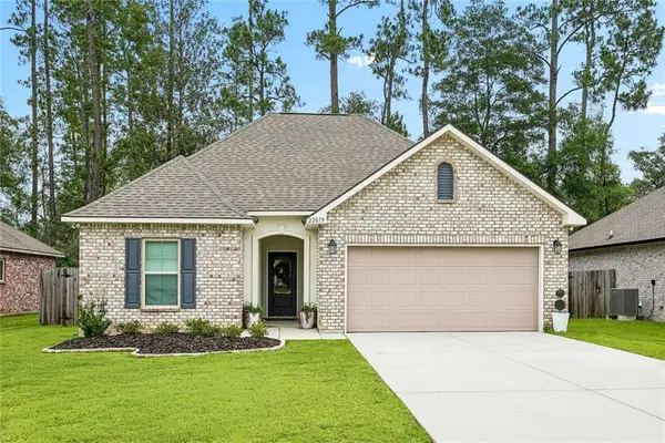 22079 Giselle Drive, Mandeville, LA 70471