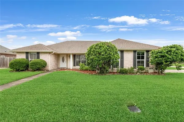 101 Oak Moss Drive, La Place, LA 70068