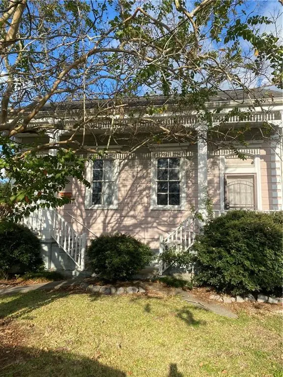 129 Ocean Avenue, Gretna, LA 70053