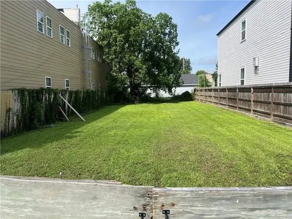 1904 Second Street, New Orleans, LA 70113