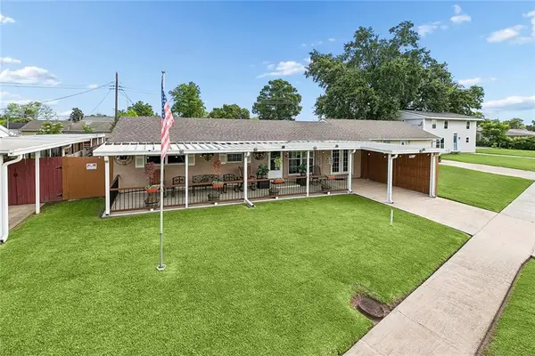 152 Felicia Drive, Avondale, LA 70094