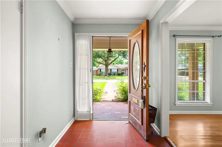 1112 Canterbury Drive, Alexandria, LA 71303 - #3