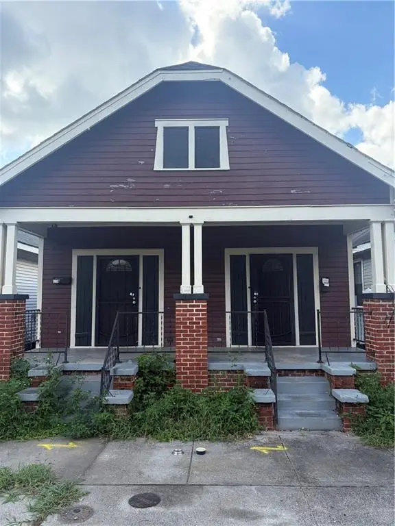 1025 27 Lamanche Street, New Orleans, LA 70117